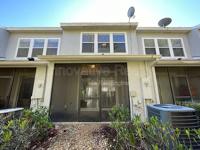 720 Shropshire Loop — Photo 17