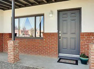 3 bed, 1457 sqft, $1,950 — Photo 2