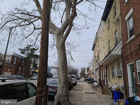 3rd image of 6415 Vine St