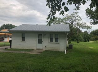 428 NE Forest Ave, Topeka, KS 66616