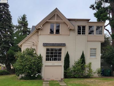 2018 Central Ave, Alameda, CA, 94501