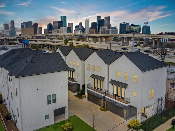 2014 Saint Charles St, Houston, TX 77003