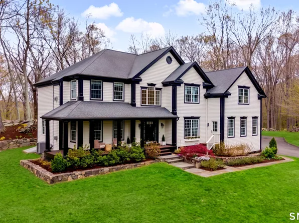 15 Still Hollow Place, Ridgefield, CT 06877