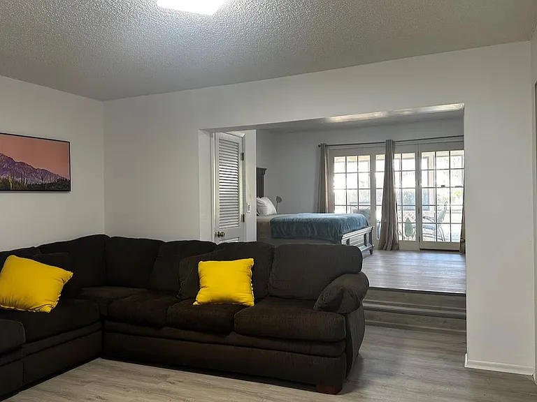 5144 Pine Tree Ln — Photo 7