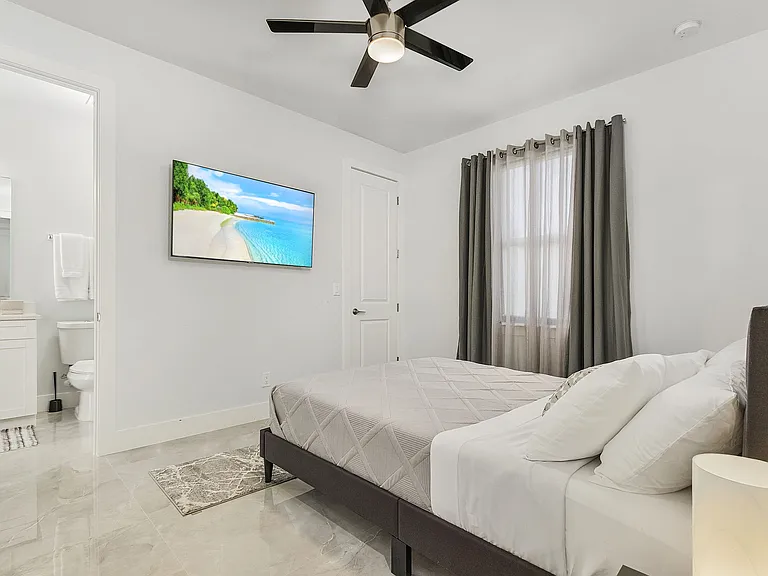 Bedroom 2 with En-suite