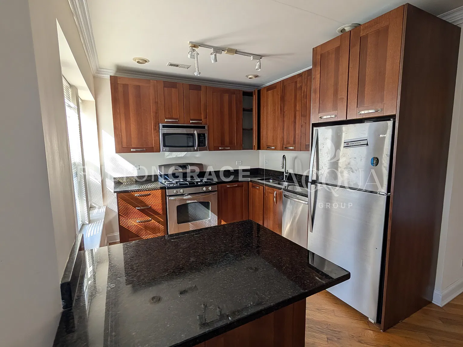 2 bed, $1,950 — Photo 3