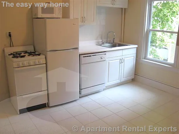 33 Chester St, Somerville, MA