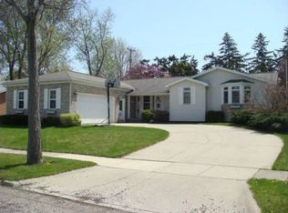 2115 Lewton Pl, Lansing, MI