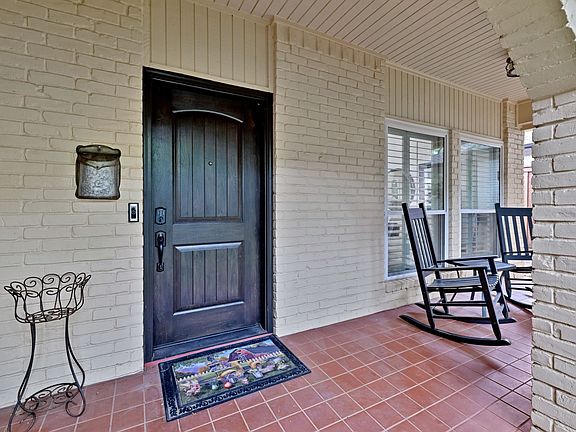 3rd image of 5005 River Ridge Rd