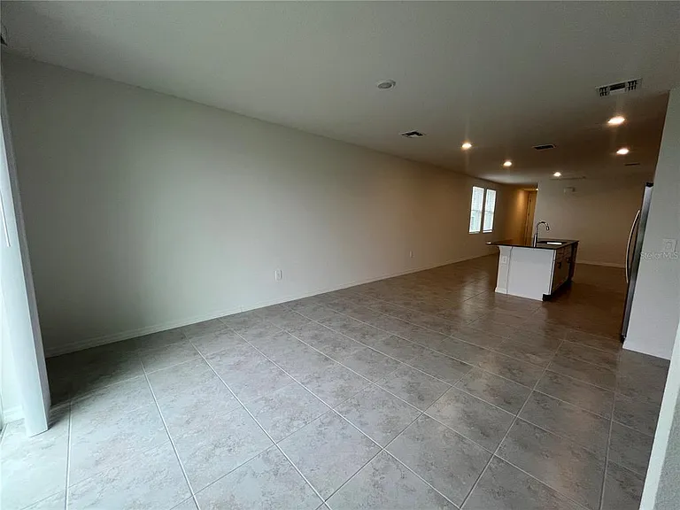 3889 Giorgio Dr — Photo 9