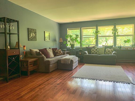 4th image of 423 Bianca Cir