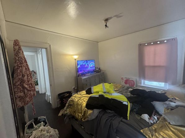 milwaukee-wisconsin-448377875 picture