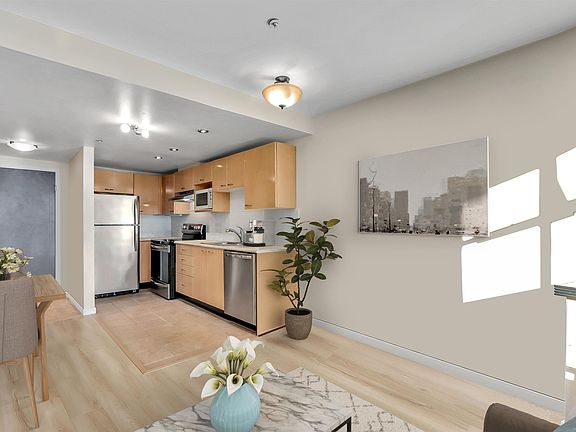 5th image of 638 W 7th Ave #209