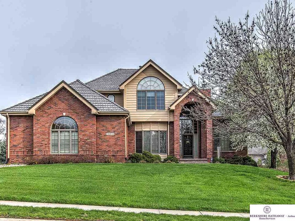 1st image of 13310 Eagle Run Dr
