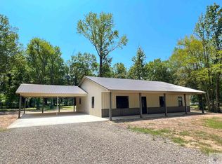 157 Taylor St, Maud, TX 75567