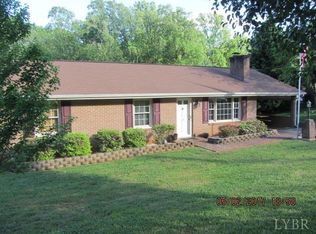 174 Wellington Dr, Lynchburg, VA 24502