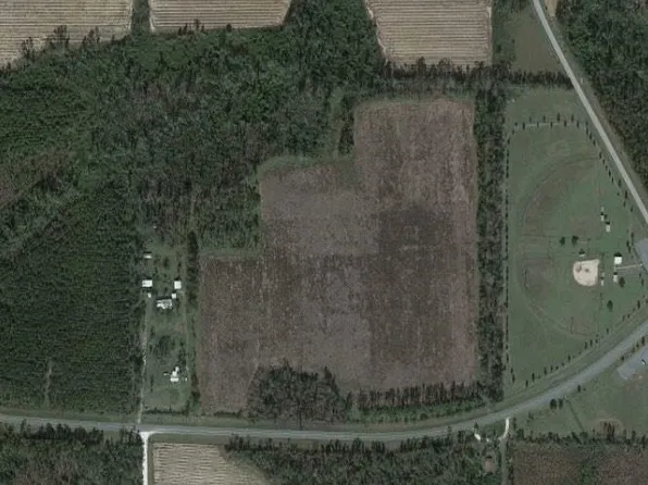 25782 County Road 286 NE, Grand Ridge, FL 32442