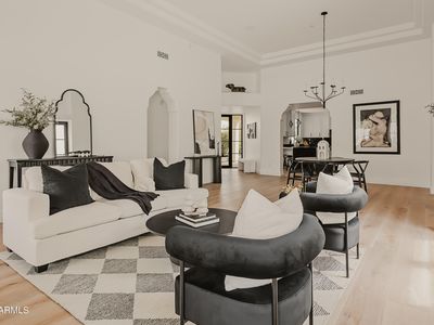 5101 N CASA BLANCA Drive #301, Paradise Valley, AZ, 85253