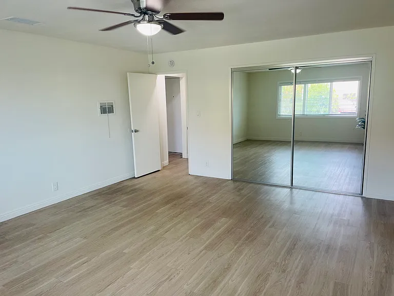945 Main St #3 — Photo 8