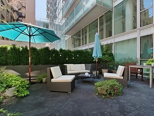 Sold by Corcoran | media 20