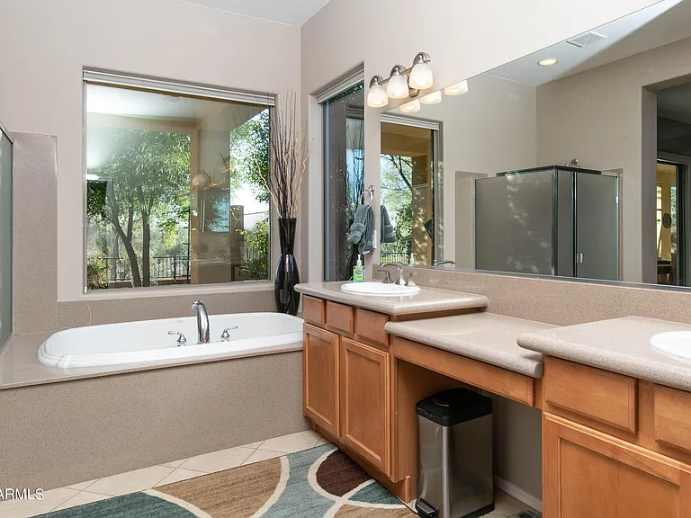 1537 W Spirit Dr — Photo 16