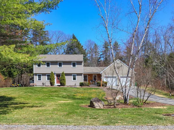 13 Jonathan Lane, Bow, NH 03304