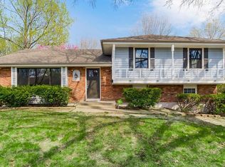 12707 Crystal Ave, Grandview, MO 64030