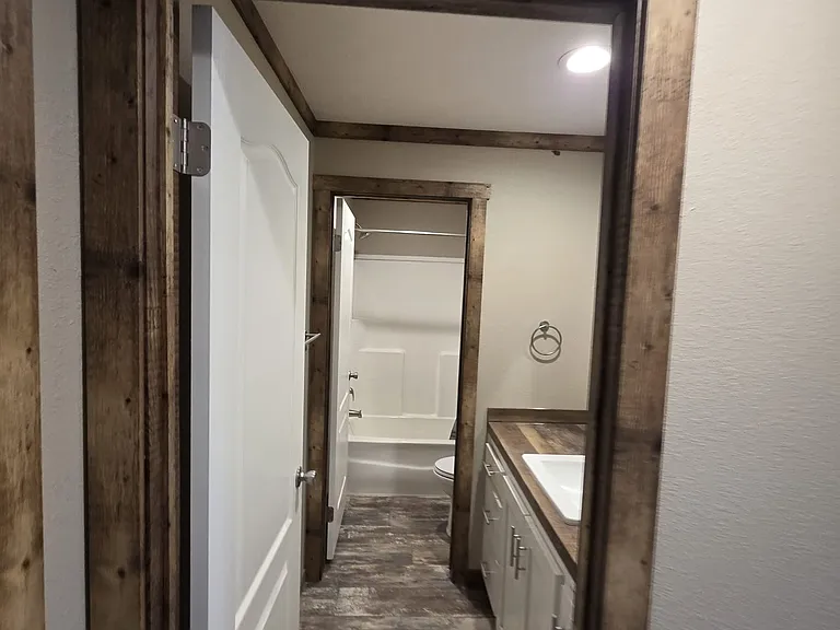 1242 N Alameda Rd — Photo 19