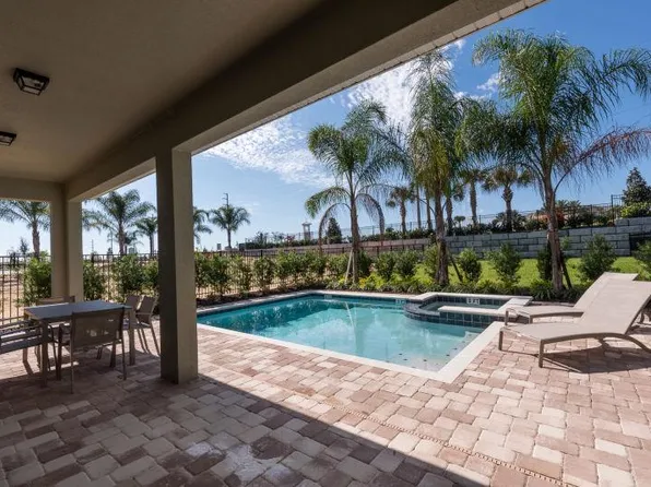100 Minton Loop, Kissimmee, FL 34747