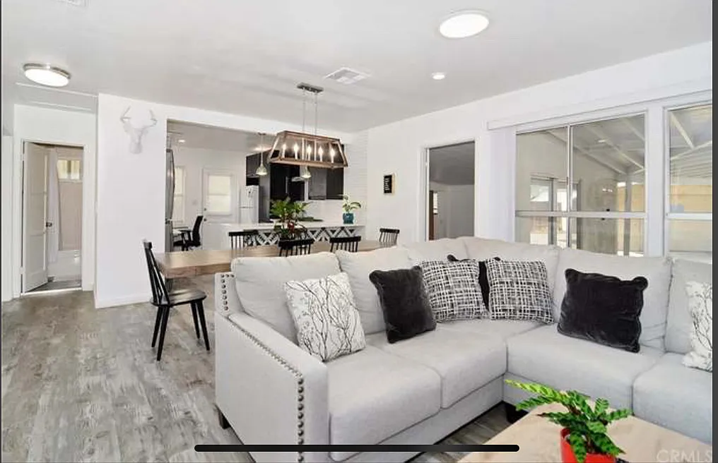 7743 Nestle Ave — Photo 3