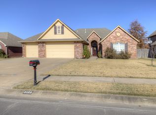 8109 Silverado Rd, Claremore, OK 74019