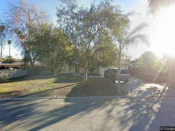 3 bed, 1044 sqft, $2,350 — Photo 1
