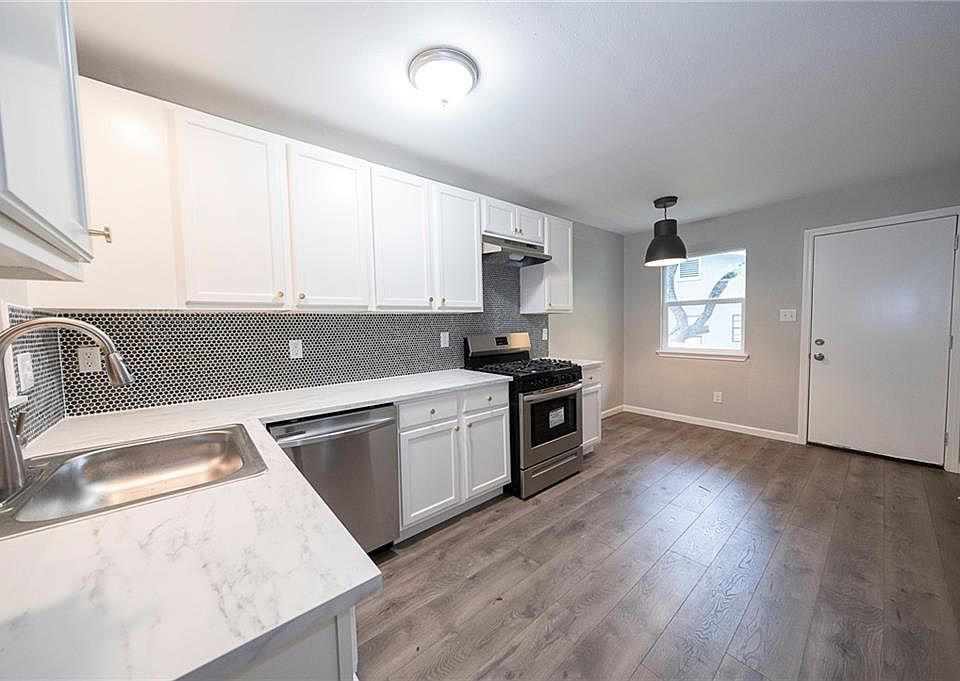 1st image of 7401 Tumbleweed Dr APT B
