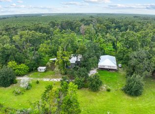 9126 220th St, O'Brien, FL 32071