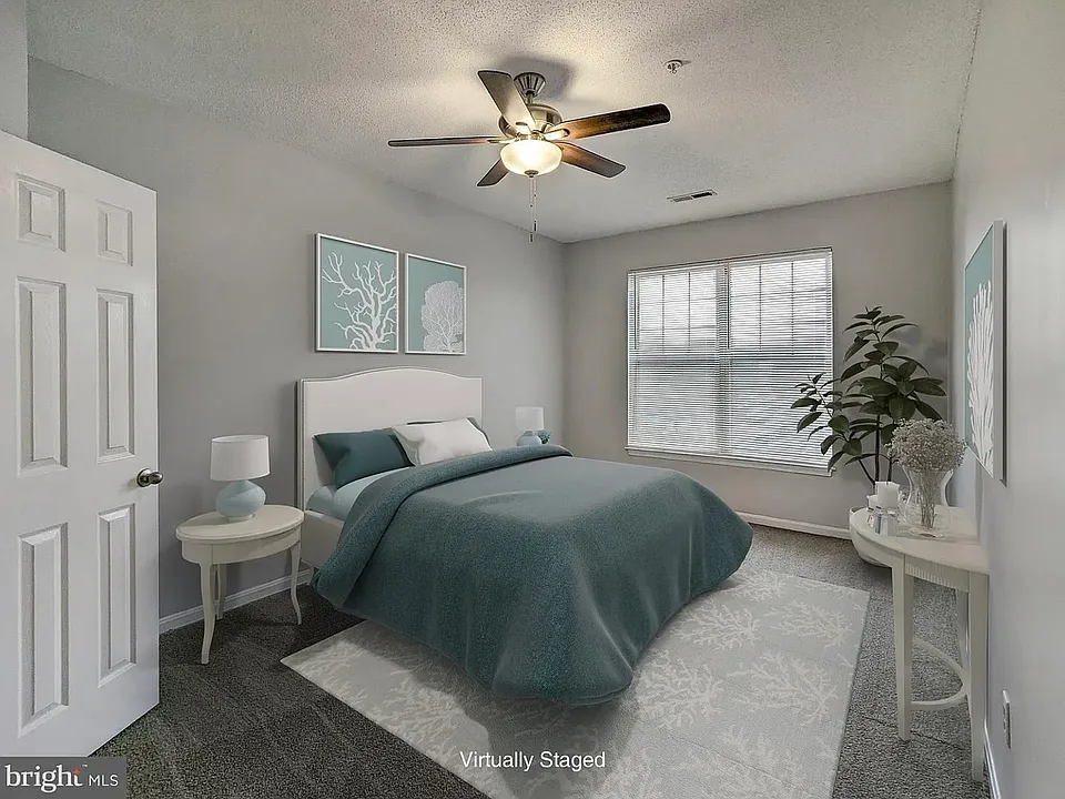 Sandown Cir