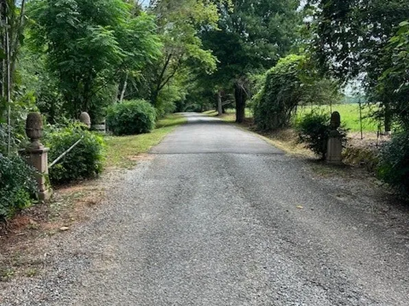 480 Woodland Park Way, Moundville, AL 35474
