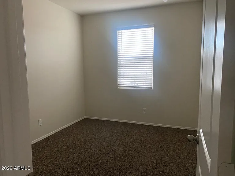 1023 W Avalon Canyon Dr — Photo 7