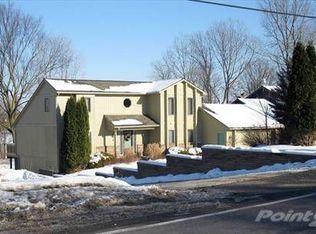 3364 Benstein Rd, Commerce Township, MI 48382