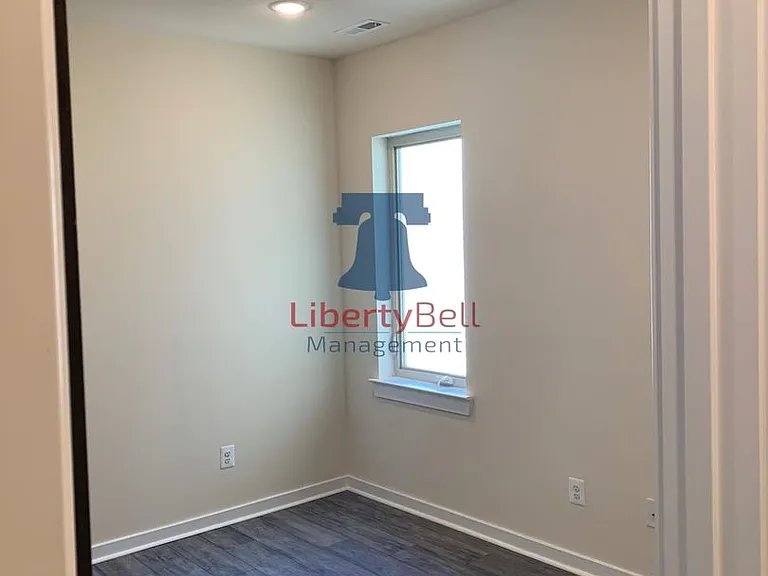 5110 Arch St — Photo 10