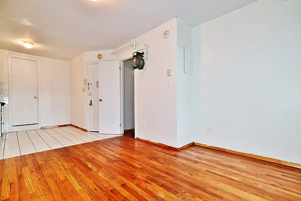 Rented by J Misrahi Realty Corp | media 6