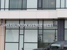 2495 Eglinton Ave W