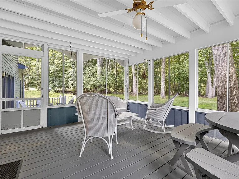 92 Brook Hollow Dr — Photo 41