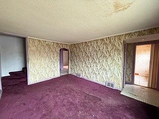 3rd image of 433 W 100th St