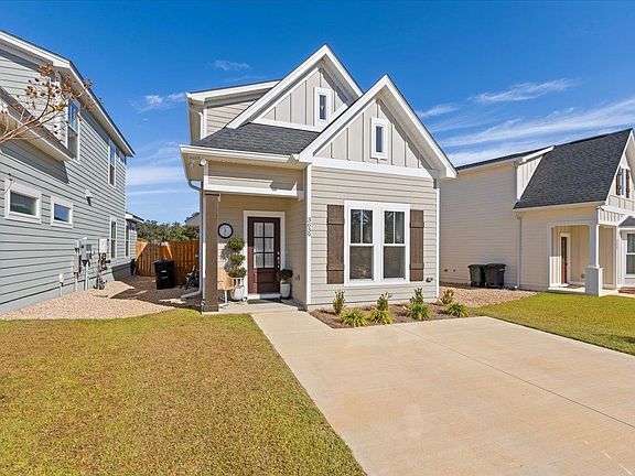 2nd image of 3639 Meadow Vista Ln