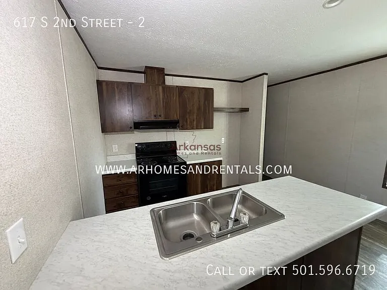 617 S 2nd St #2 — Photo 5