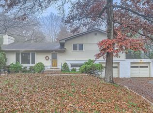 7202 Shannon Dr, Edina, MN 55439