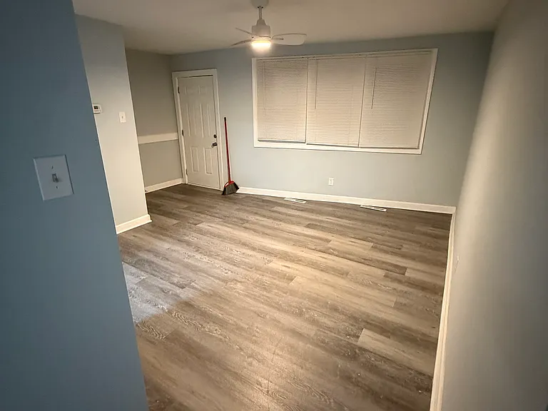 142 Kinsley Rd — Photo 5