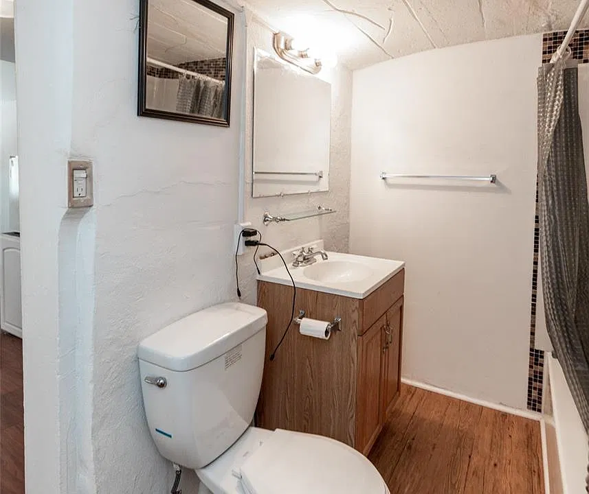 72 Waltham Ave #72