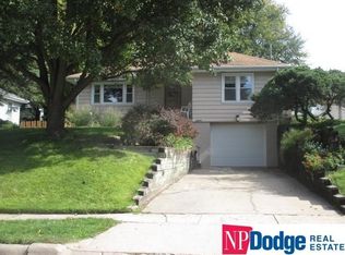 2413 S 46th Ave, Omaha, NE 68106