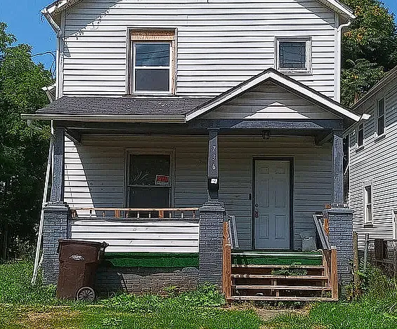 736 New Castle Avenue - 1 — Photo 2